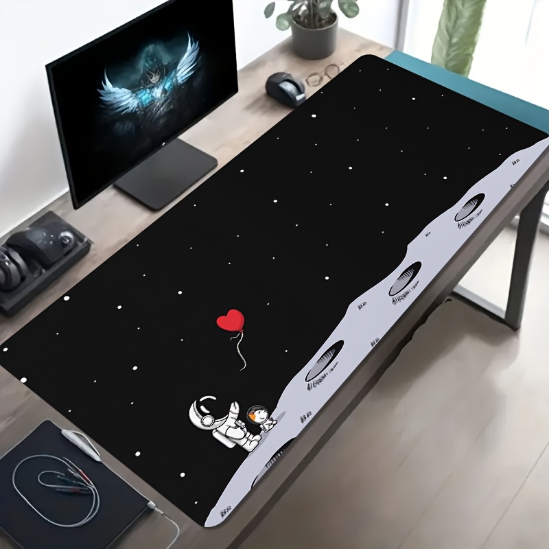 Desk Setup Pc And Laptop - Большой игровой коврик для мыши «Космонавт